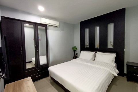 Condo in Pattaya, Thailand, 2 bedrooms  № 25764 - photo 18