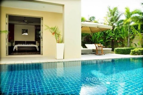 House in Bang Tao, Thailand 4 bedrooms № 3606 - photo 9