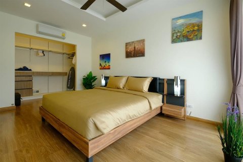 Townhouse in Bang Tao, Thailand 3 bedrooms № 3701 - photo 10