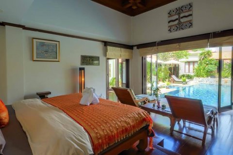 House in Bang Tao, Thailand 4 bedrooms № 3250 - photo 11