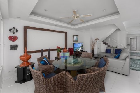 House in Patong, Thailand 3 bedrooms № 3532 - photo 14