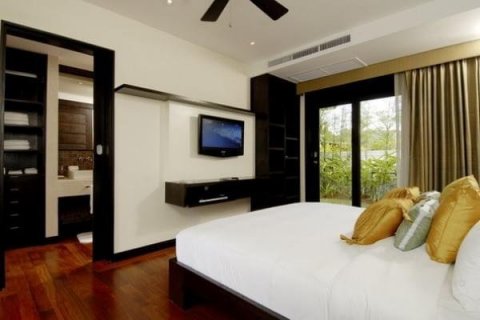 House in Bang Tao, Thailand 3 bedrooms № 3724 - photo 6