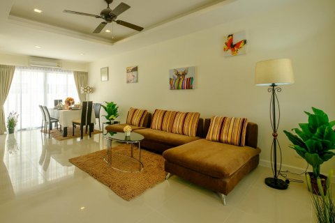 Townhouse in Bang Tao, Thailand 3 bedrooms № 3701 - photo 5