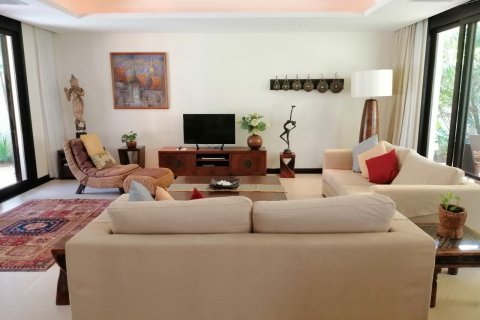 House in Bang Tao, Thailand 4 bedrooms № 3725 - photo 5