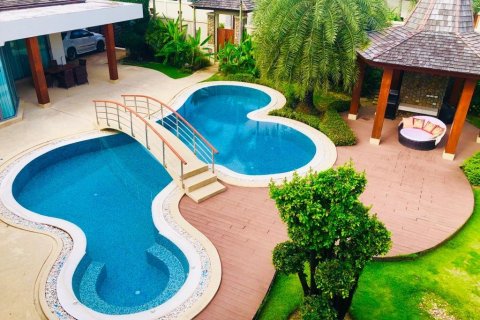 House in Bang Tao, Thailand 4 bedrooms № 3540 - photo 1