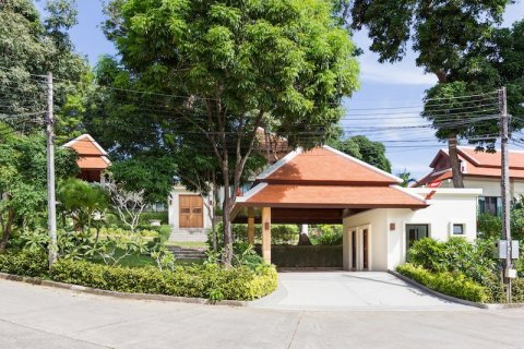 House on Nai Harn Beach, Thailand 3 bedrooms № 3454 - photo 2