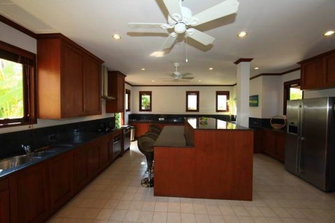 House in Bang Tao, Thailand 4 bedrooms № 3285 - photo 4