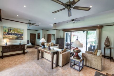 House in Bang Tao, Thailand 4 bedrooms № 3279 - photo 4