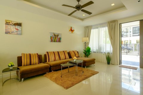 Townhouse in Bang Tao, Thailand 3 bedrooms № 3701 - photo 3