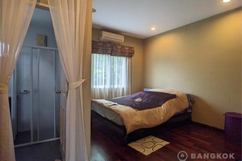 House in Bang Kaeo, Thailand 3 bedrooms № 25439 - photo 14