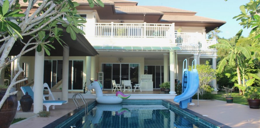House in Bang Tao, Thailand 4 bedrooms № 3551