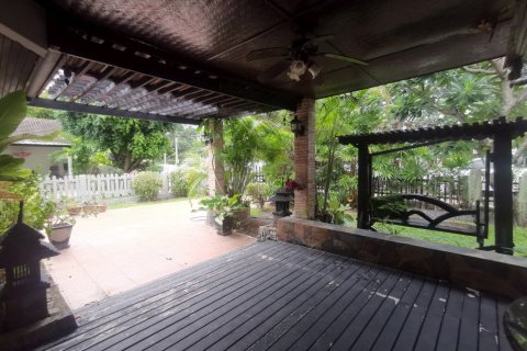 House in Pattaya, Thailand 4 bedrooms № 26065 - photo 7