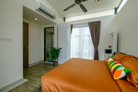 Townhouse in Bang Tao, Thailand 3 bedrooms № 3701 - photo 20