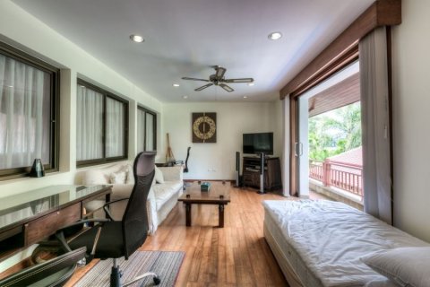 House in Bang Tao, Thailand 4 bedrooms № 3279 - photo 12