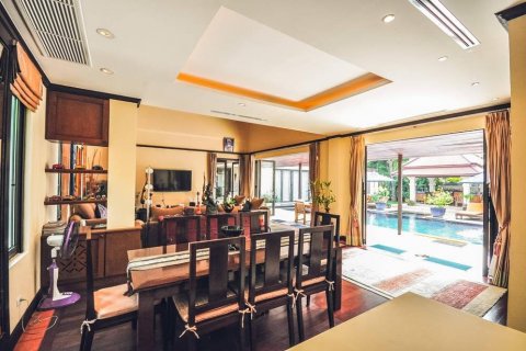 House in Bang Tao, Thailand 4 bedrooms № 3184 - photo 3