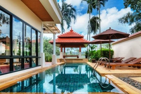 House in Bang Tao, Thailand 3 bedrooms № 3281 - photo 1