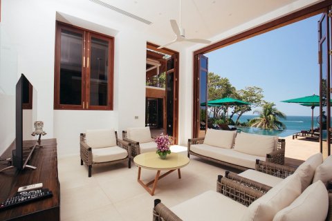House in Kata, Thailand 8 bedrooms № 3451 - photo 12