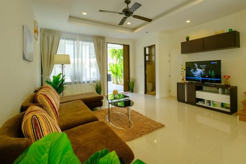 Townhouse in Bang Tao, Thailand 3 bedrooms № 3701 - photo 4