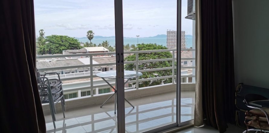 Studio in the Condo in Pattaya, Thailand in View Talay 7  № 28277