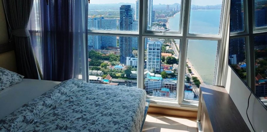 Condo in Pattaya, Thailand, 2 bedrooms in Cetus Beachfront  № 28622