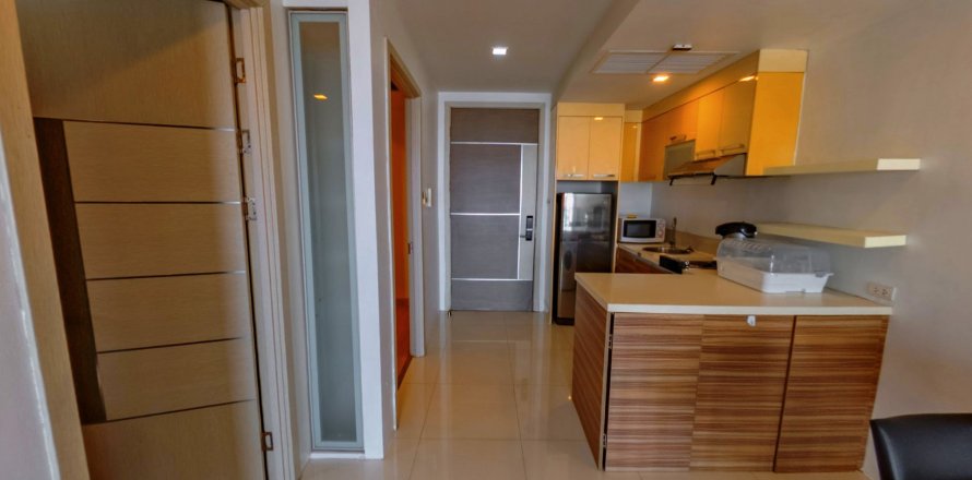 Condo in Pattaya, Thailand, 2 bedrooms in Apus  № 27488