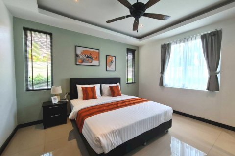 House in Pattaya, Thailand 4 bedrooms № 28591 - photo 15