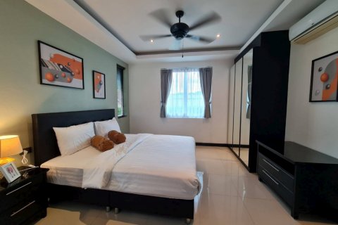 House in Pattaya, Thailand 4 bedrooms № 28591 - photo 19