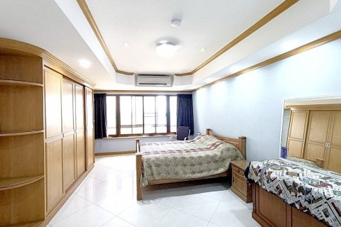 Condo in Pattaya, Thailand, 3 bedrooms  № 27471 - photo 15