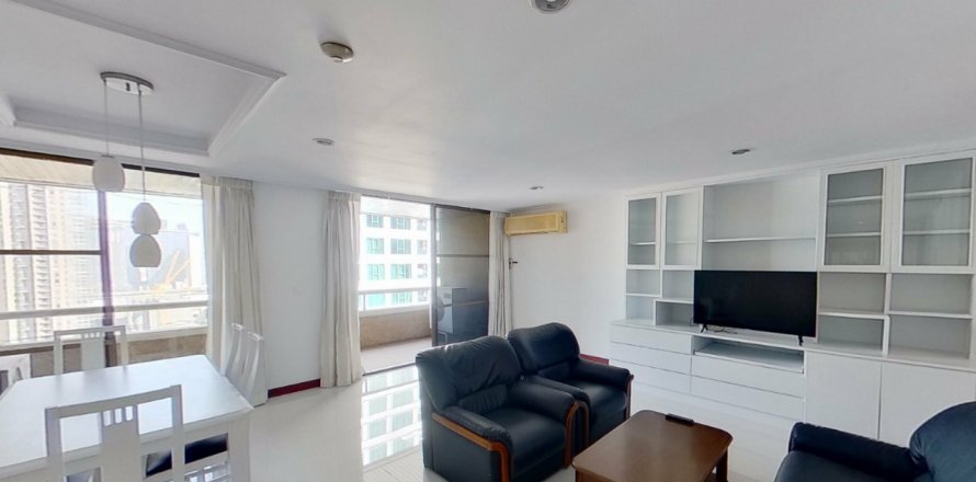 Condo in Bangkok, Thailand, 2 bedrooms in Asoke Towers  № 28553