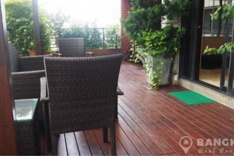 Condo in Bangkok, Thailand, 3 bedrooms  № 28949 - photo 3