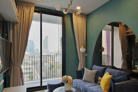 Condo in Bangkok, Thailand, 2 bedrooms  № 27407 - photo 1