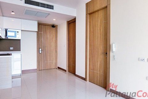 Condo in Pattaya, Thailand, 1 bedroom  № 32439 - photo 1