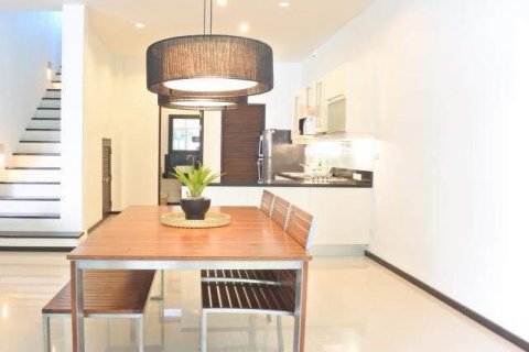 Townhouse in Bang Tao, Thailand 3 bedrooms № 34648 - photo 4