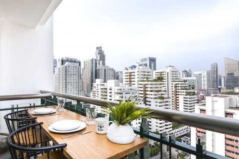 Condo in Bangkok, Thailand, 2 bedrooms  № 31752 - photo 9