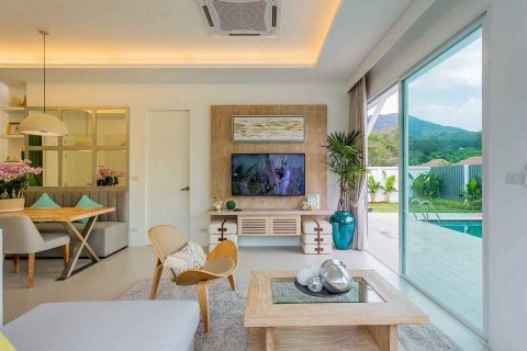 Villa in Kamala, Thailand 3 bedrooms № 35104 - photo 17