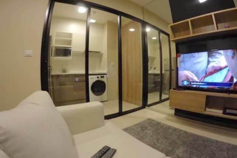 Condo in Bangkok, Thailand, 1 bedroom  № 30522 - photo 5