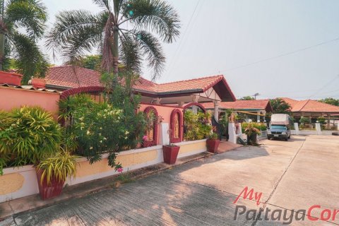 House in Pattaya, Thailand 3 bedrooms № 32174 - photo 1