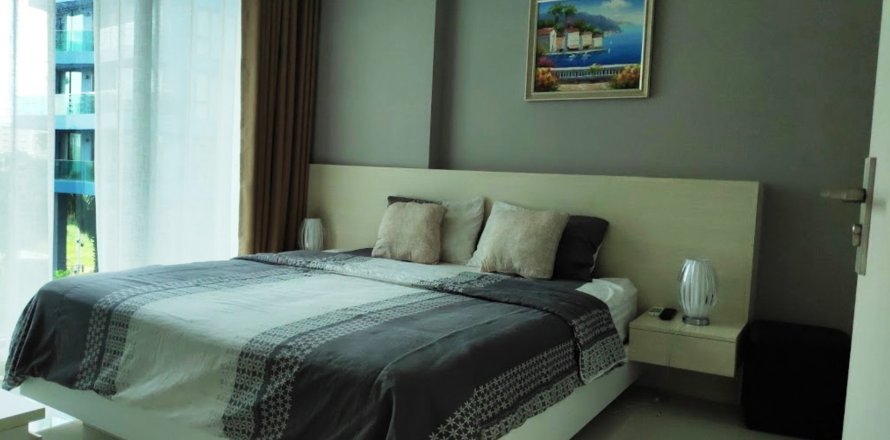 Condo in Pattaya, Thailand, 1 bedroom in Acqua  № 33590