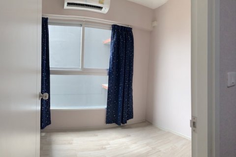 Condo in Bangkok, Thailand, 2 bedrooms  № 30038 - photo 6