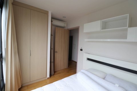 Condo in Bangkok, Thailand, 2 bedrooms  № 30437 - photo 6