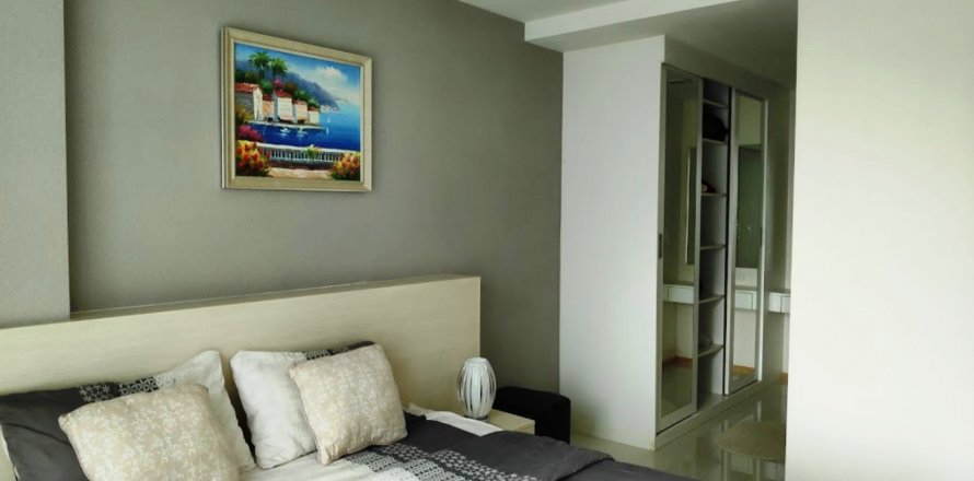 Condo in Pattaya, Thailand, 2 bedrooms in Acqua  № 33594