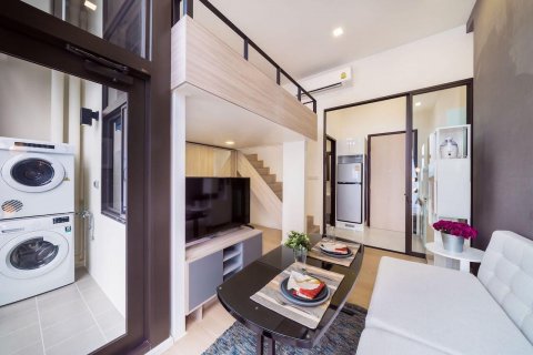 Condo in Bangkok, Thailand, 1 bedroom  № 31453 - photo 4