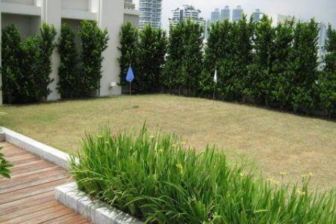 Condo in Bangkok, Thailand, 1 bedroom  № 29449 - photo 4