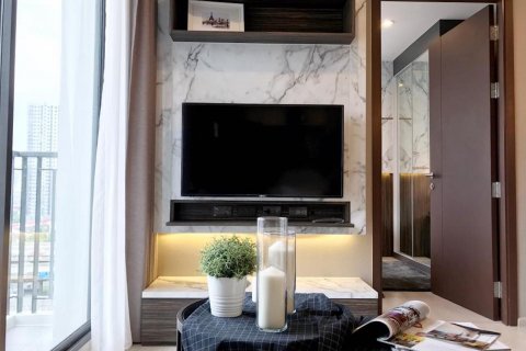 Condo in Bangkok, Thailand, 1 bedroom  № 31550 - photo 3