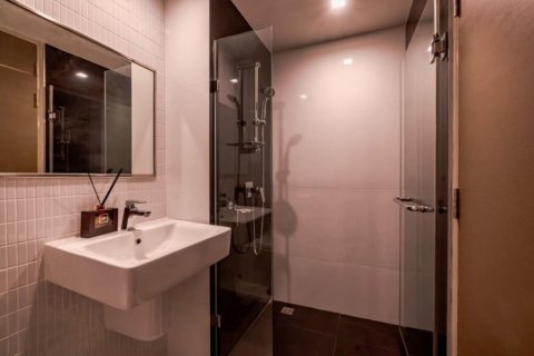 Condo in Bangkok, Thailand, 2 bedrooms  № 32103 - photo 8