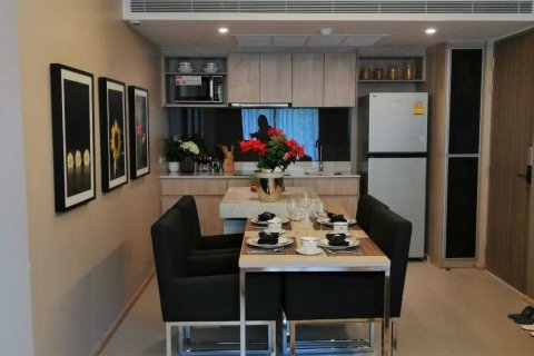 Condo in Bangkok, Thailand, 2 bedrooms  № 29504 - photo 12