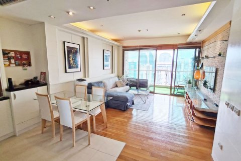 Condo in Bangkok, Thailand, 2 bedrooms  № 31750 - photo 2