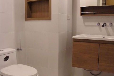 Condo in Bangkok, Thailand, 1 bedroom  № 30609 - photo 3