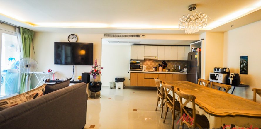 Condo in Pattaya, Thailand, 2 bedrooms  № 32361