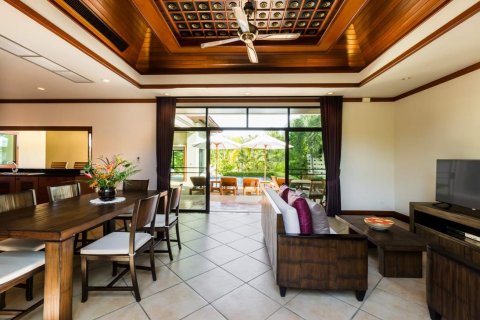 Villa on Nai Harn Beach, Thailand 2 bedrooms № 34838 - photo 5